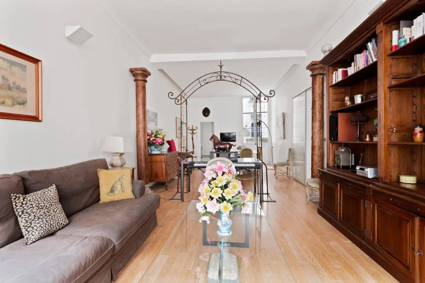 Guestready-Apt Pour 4, Lumineux Au Coeur De Paris France